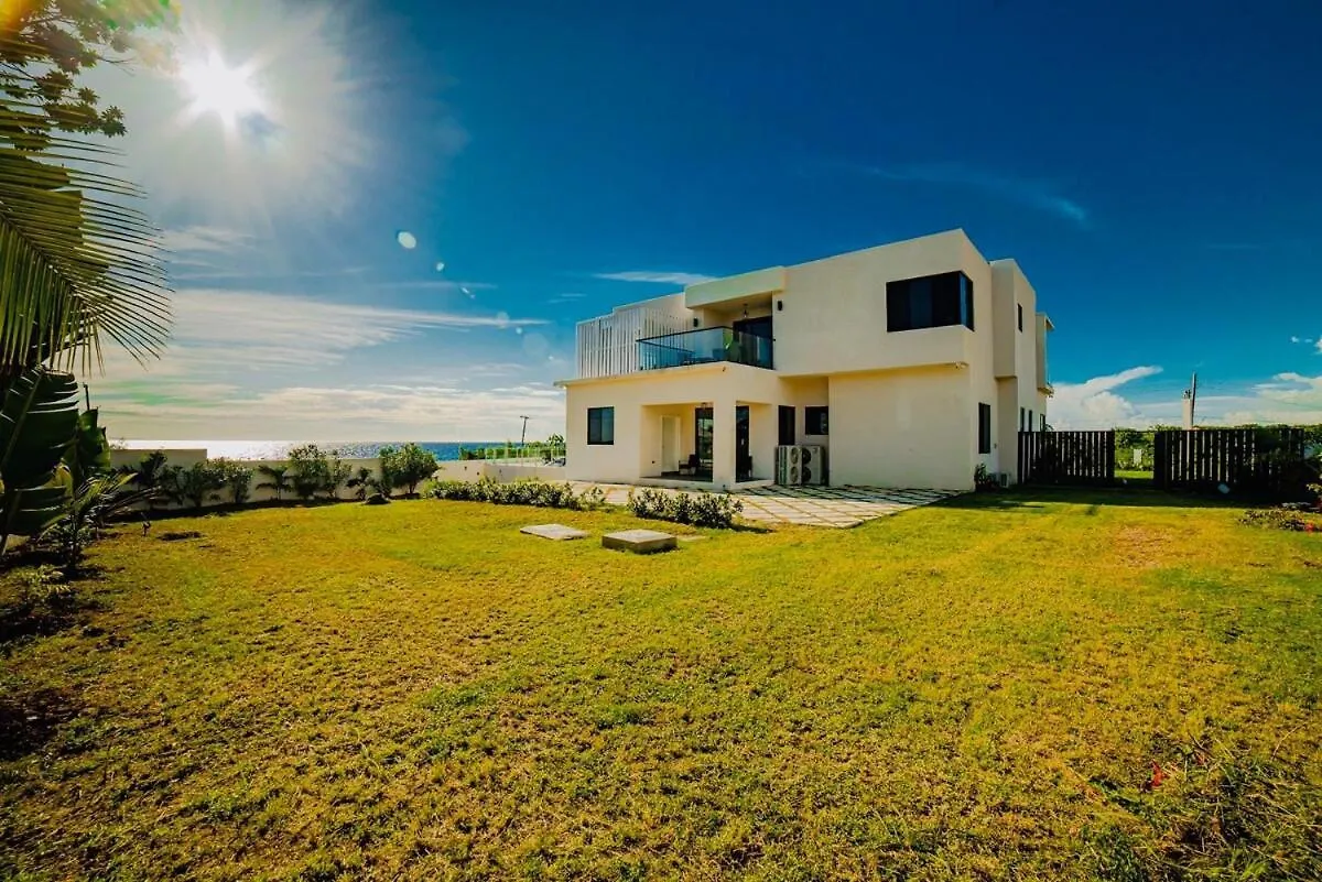 Calabura Villa Whitehouse ジャマイカ