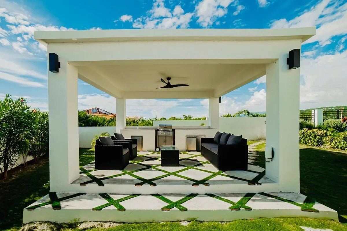 Calabura Villa Whitehouse Jamajka